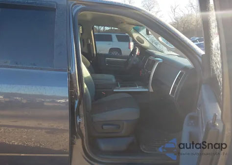 2014 Ram 1500 Big Horn из США, поврежденный, VIN 1C6RR7TT6ES380993